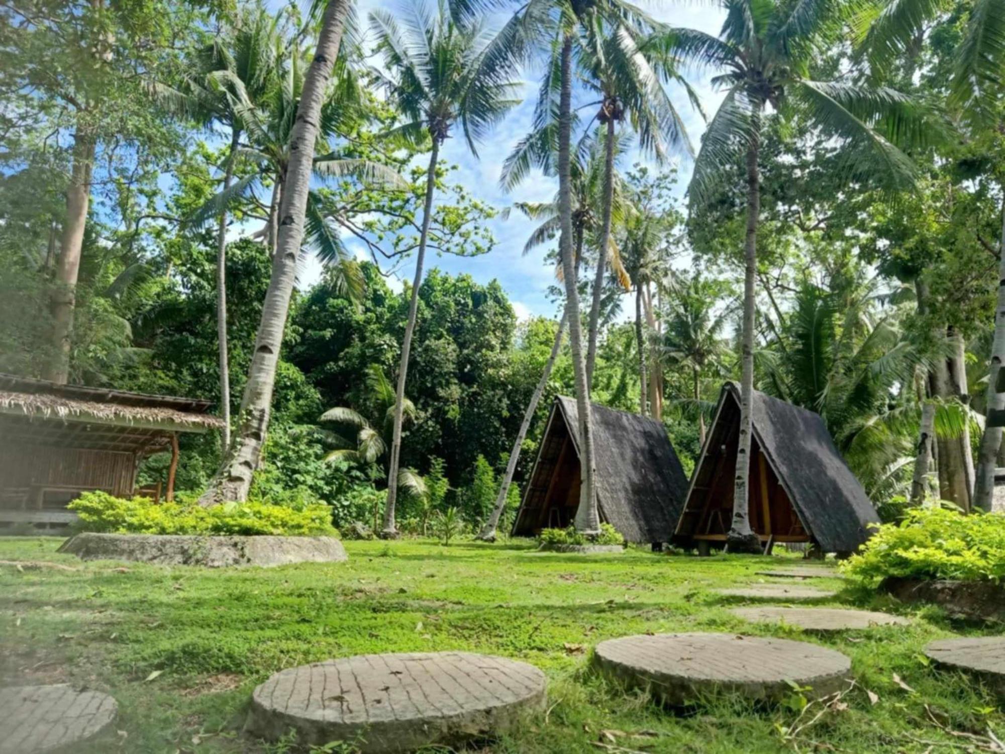 Hola Beach Resort Siquijor Buitenkant foto