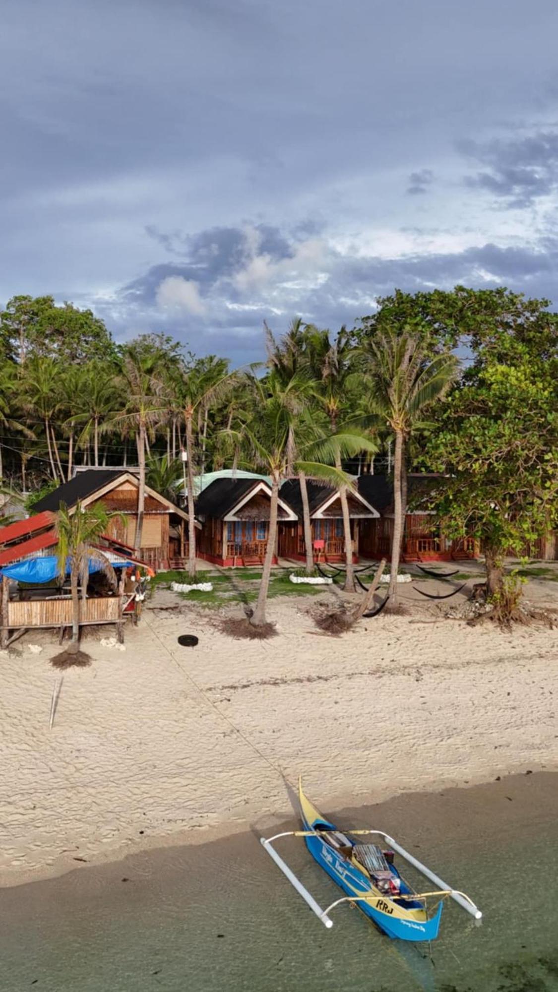 Hola Beach Resort Siquijor Buitenkant foto