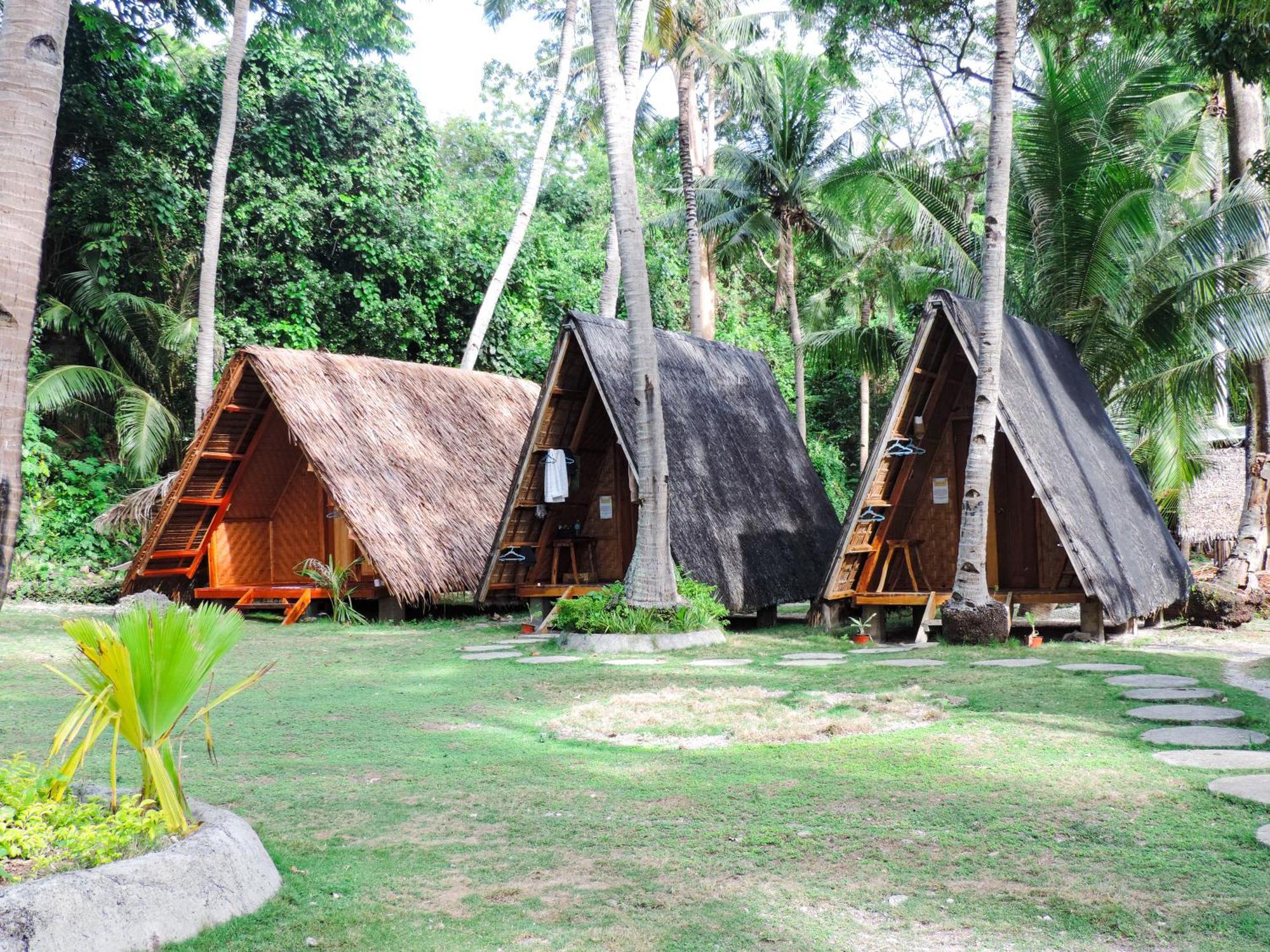 Hola Beach Resort Siquijor Buitenkant foto